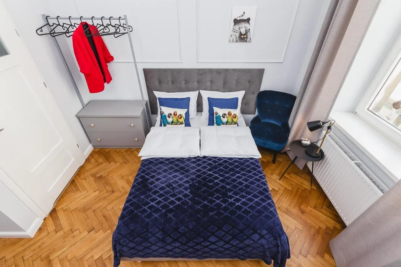 Traveler'S Best Choice - Old Town Guesthouse - By Upstairs Krakow Poland