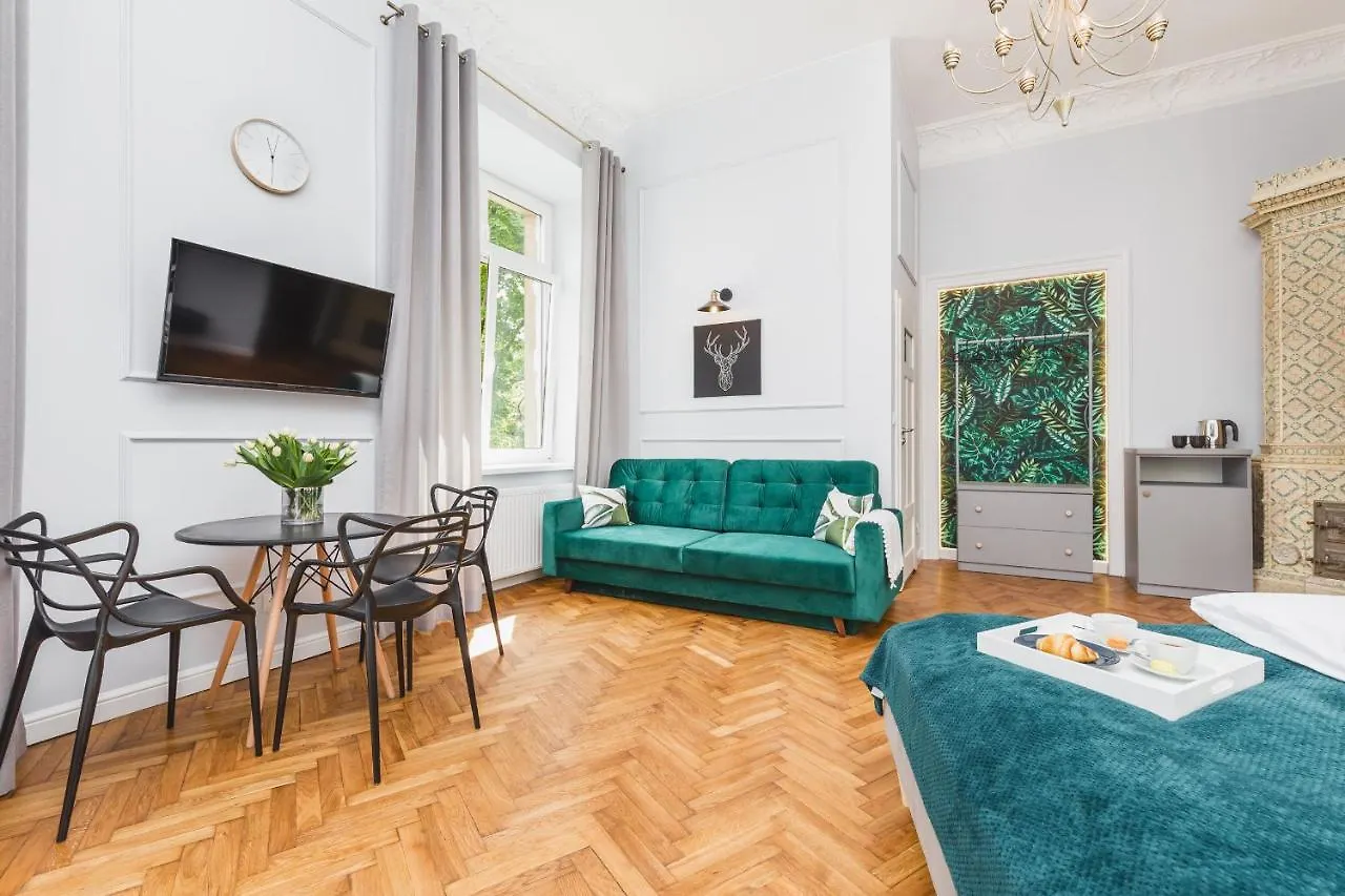 Traveler'S Best Choice - Old Town Guesthouse - By Upstairs Krakow 0*,  Poland