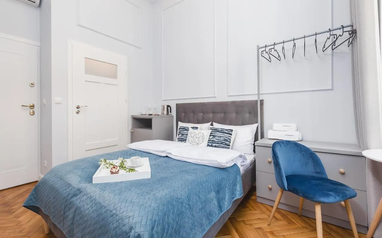 Traveler'S Best Choice - Old Town Guesthouse - By Upstairs Kraków Polska