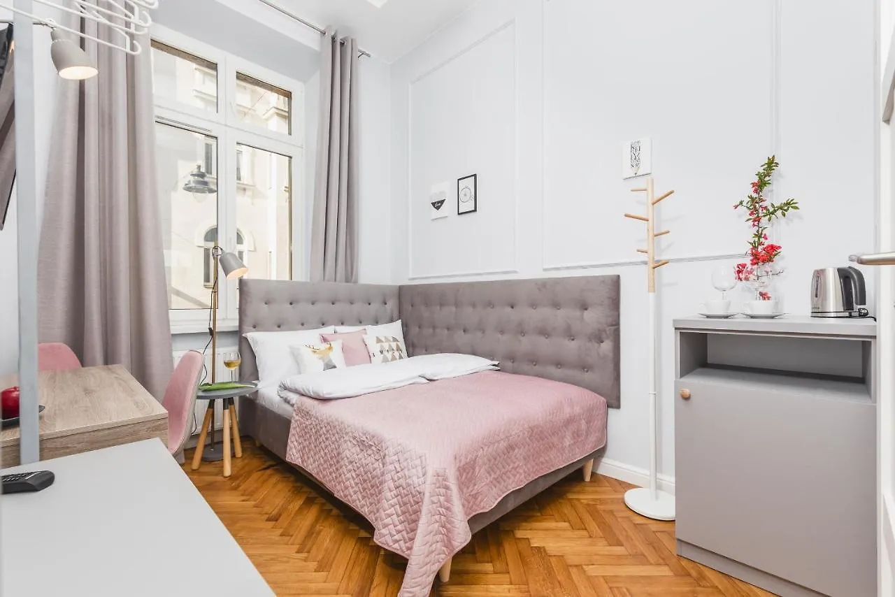 Traveler'S Best Choice - Old Town Guesthouse - By Upstairs Kraków Polska